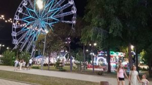 парк развлечений колесо обозрения