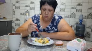 завтрак с вами.