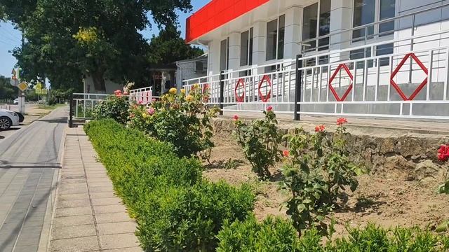 Едем на Азовское море через Темрюк и станицу Голубицкую. Наша конечная точка Пересыпь замок. смотреть онлайн