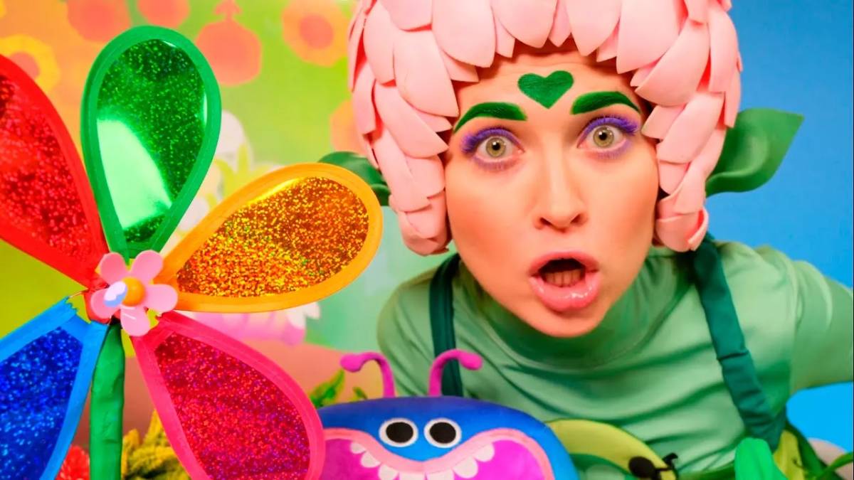 ХРУМ, НЕ ПЛАЧЬ! — Песенки Фортуны — Флора и Фортуна спасают мир и Хрума смотреть онлайн