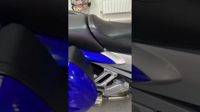 Yamaha FJR1300 синий , 2002год смотреть онлайн