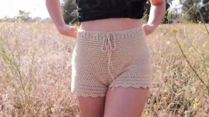 Летние шорты крючком. С переводом.