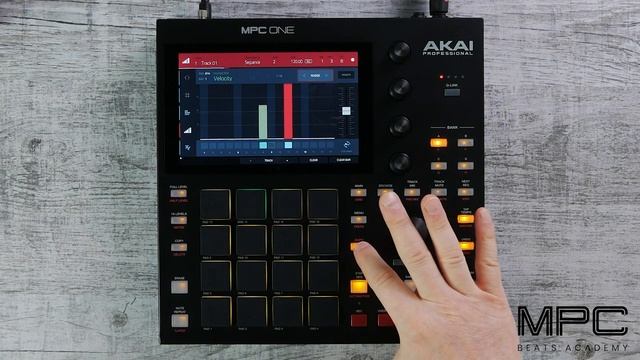 Getting Started with MPC One ｜ Using the Step Sequencer смотреть онлайн