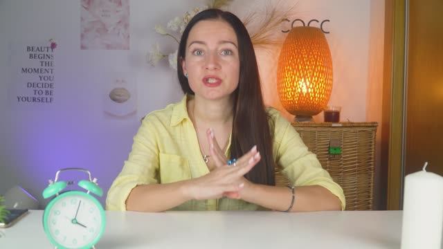 Средства для Домашних Масок которые НИКОГДА НЕ НУЖНО ИСПОЛЬЗОВАТЬ !! Бьюти Лайфхаки и Советы смотреть онлайн