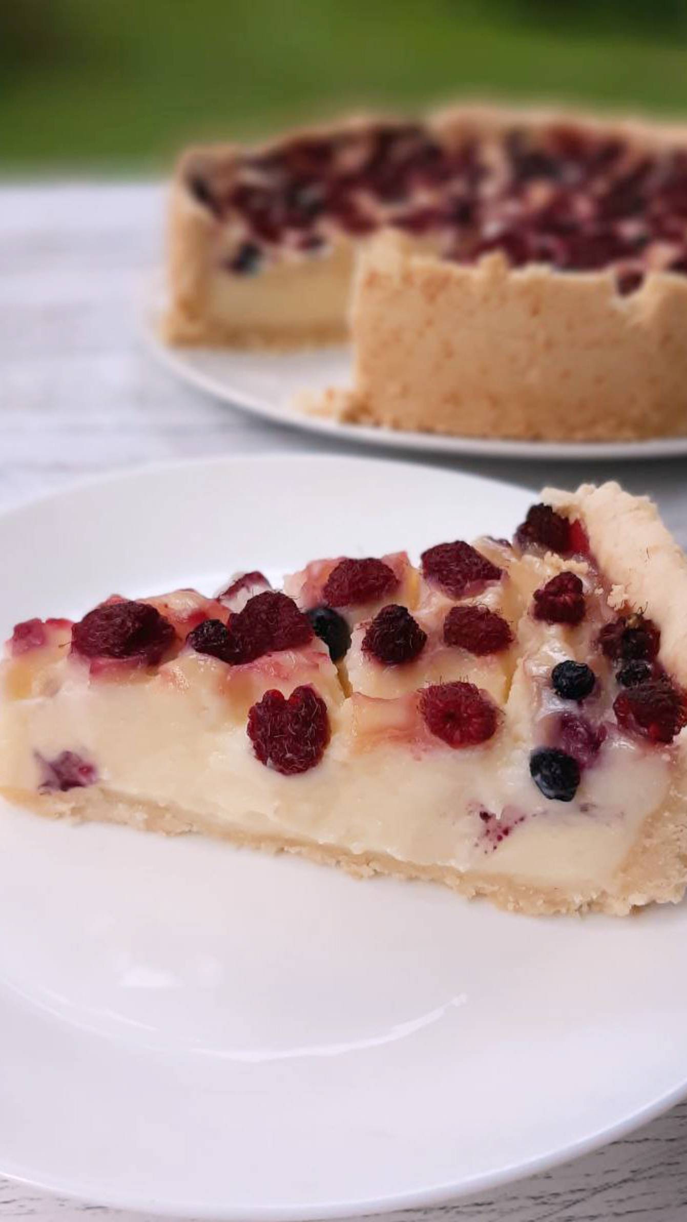 Молочный флан с лесными ягодами. Дюжина рецептов пирогов с ягодами (10). смотреть онлайн