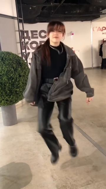 2 ЧАСТЬ‘SWEET VENOM’ #enhypen #sweetvenom #coverdance #kpop #kpopinpublic #inpublic #cdt #russia смотреть онлайн