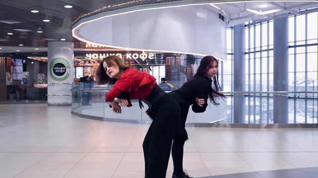 [KPOP IN PUBLIC] KARD (카드) - Ring The Alarm dance cover by BLISSWEET & SweetFire смотреть онлайн