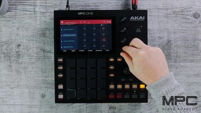 Getting Started with MPC One ｜ Layering Drums смотреть онлайн
