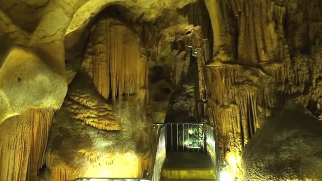 Карстовая пещера Ташкую в Турции, Мерсин, Тарсус, Адана. Tarsus Karst Tashkaya Mağarası.