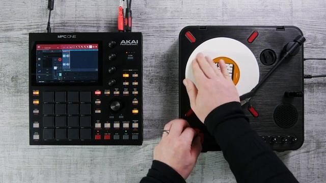 Getting Started with MPC One ｜ Using Audio Tracks смотреть онлайн