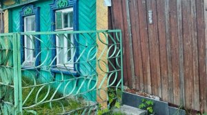 Ремонт в своём доме кладём фанеру и клеим обои