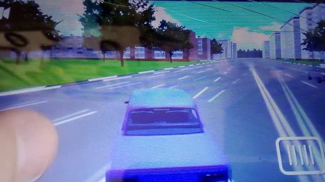 Разбитая ВАЗ 2106 синего цвета слетела с дороги в рашшен карт креш симулятор. Что же будет дальше.