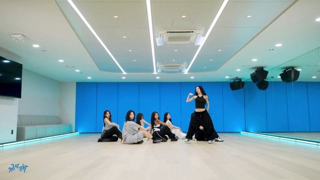 TWICE - THIS IS FOR Dance Practice [MIRRORED] смотреть онлайн