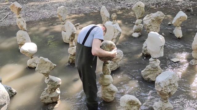 Кисловодск. Каменный сад на реке в парке. смотреть онлайн
