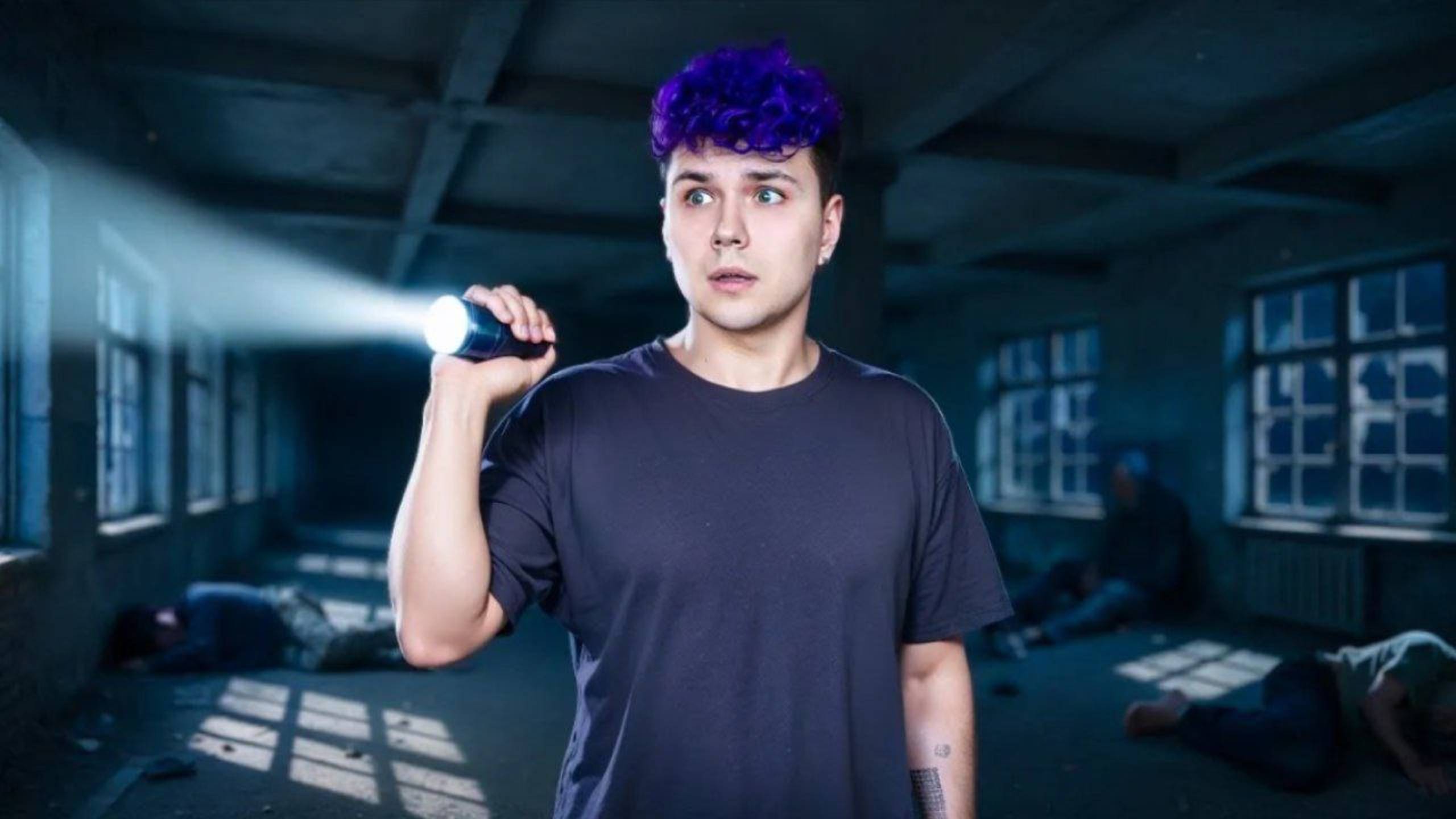 Потерялся на ЗАБРОШКЕ 😳 Истории моих подписчиков смотреть онлайн