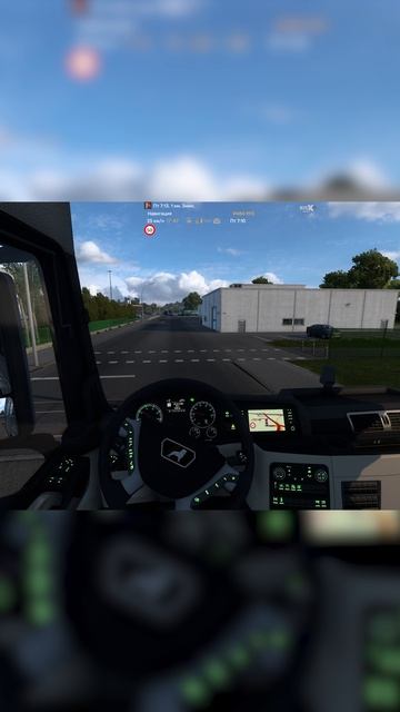 НЕЖДАНЧИК - ВСЕГДА смотри по сторонам!!! | Euro Truck Simulator 2 #ets2 #shorts #kisxplay смотреть онлайн