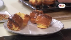 Кухня по заявкам | Фриттата. Поповеры. Оладьи на яблочном пюре. Кекс «Саварен» с изюмом /368