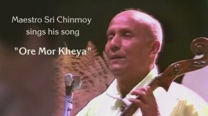 “Ore Mor Kheya” Шри Чинмой поёт свою песню. Концерт в Халленстадион, Цюрих, 31 марта 1985 г.