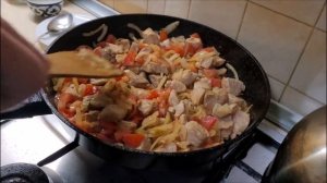 СВИНИНА ТУШЕНАЯ С ОВОЩАМИ НА  СКОВОРОДЕ