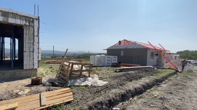 ФУНДАМЕНТ ДОМА. ПОДВАЛ. Строим дом на юге с нуля. Натухаевская станица КП Видный смотреть онлайн