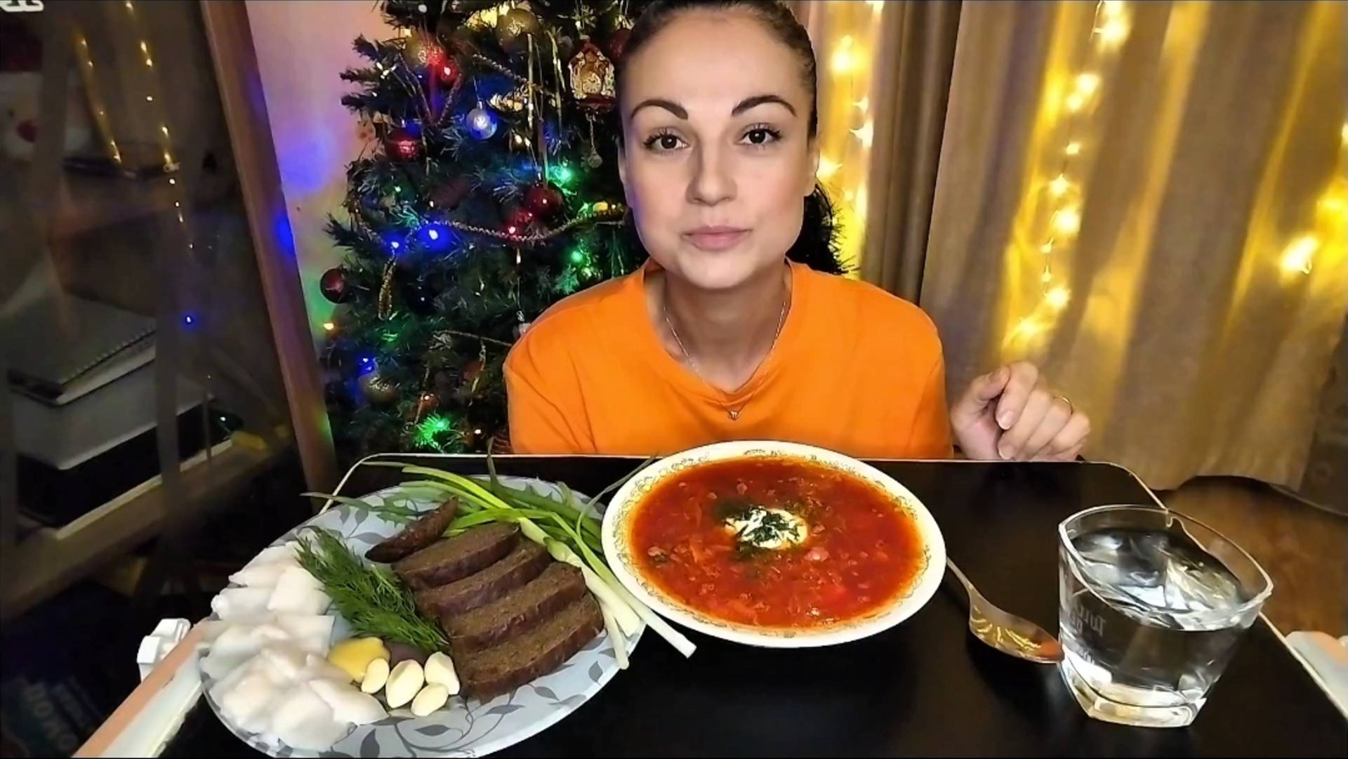 Мукбанг🍲Борщ с чесноком и салом 🧄🥓 Очень вкусно ❗🥰🤤 смотреть онлайн