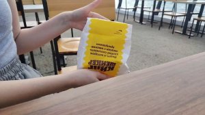 Море туристов на Центральном пляже в Лазаревском 🌊🏖️🌅Жара.