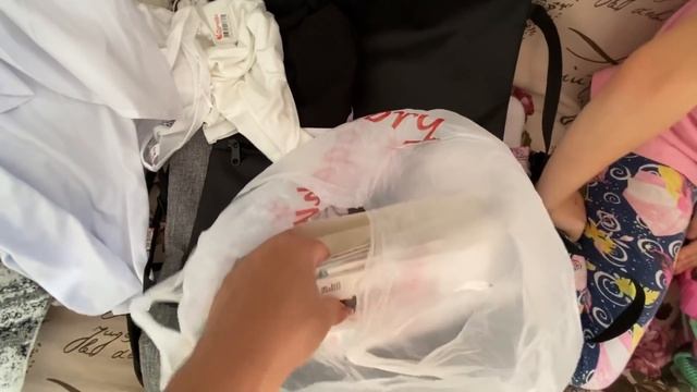 СОНЯ ИДЕТ В ШКОЛУ. Как устраивали детей в школу. Станица Натухаевская. Делюсь опытом смотреть онлайн