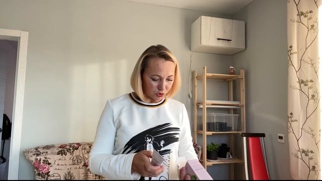 #влог МОЯ КОСМЕТИКА. Сосиски в тесте - готовим вместе. Переезд на юг. Косметика riche смотреть онлайн