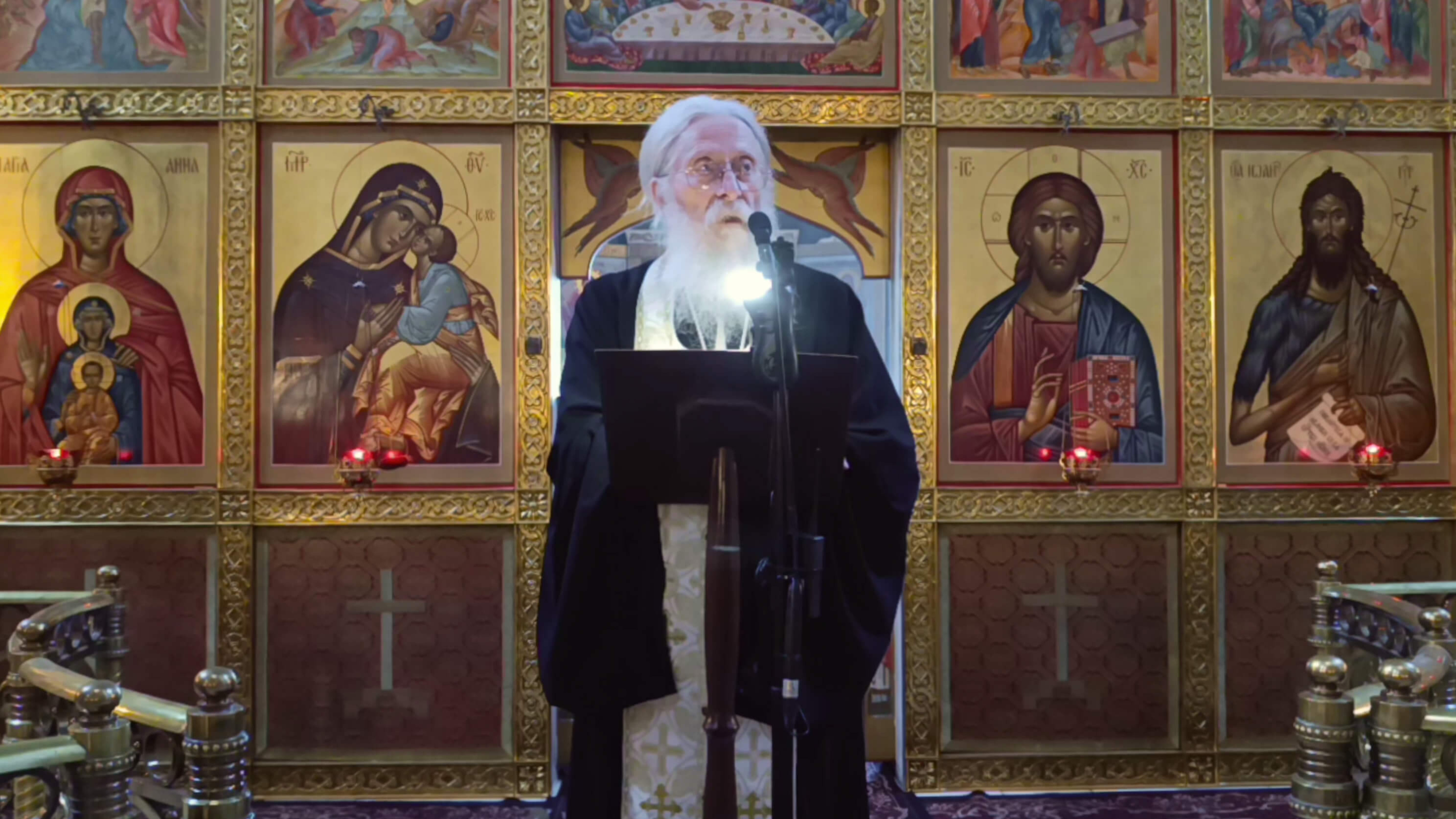 Цветник духовный. Размышления «О хождении во храм и благоговейном поведении в храме». 26.07.2025 смотреть онлайн