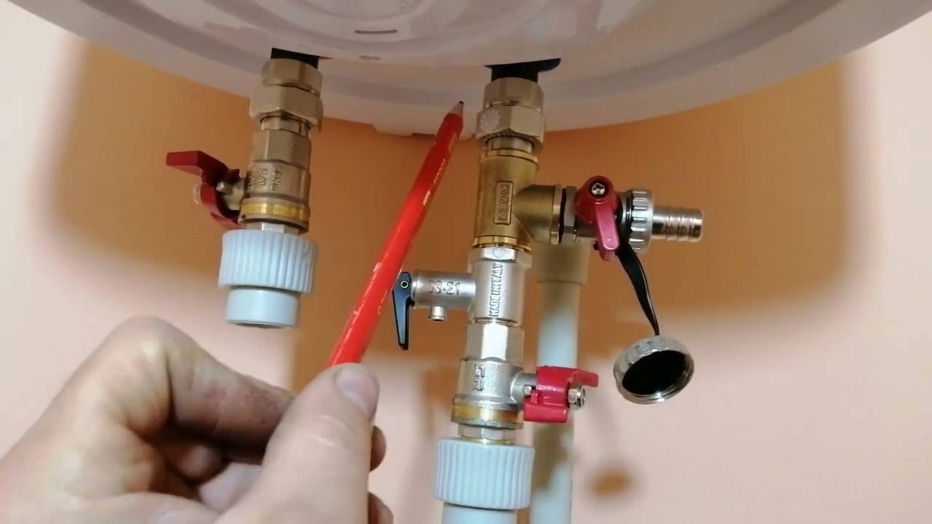 Установка водонагревателя: шаг за шагом смотреть онлайн