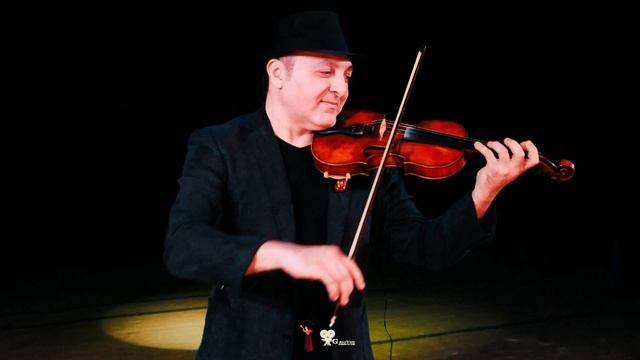 Тигран Петросян - Осень | Tigran Petrosyan - Autumn смотреть онлайн