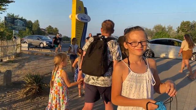 #ВЛОГ ВСТРЕЧАЕМ ГОСТЕЙ! Обзор школы в Натухаевской станице / Переезд на юг. Строим дом смотреть онлайн