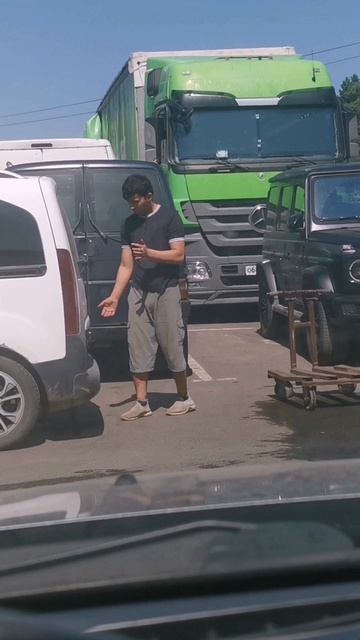 Говорят,что у нас не хватает рабочих рук