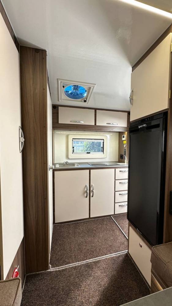 Sputnik 300 Ember - для 3 человек  #домнаколесах #путешествия #кемпер #sputnikcaravan #караван