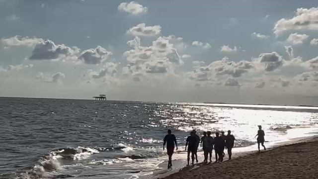 Какие пляжные зоны и инфраструктура в Голубицкой смотреть онлайн