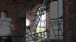 Колокольный звон.