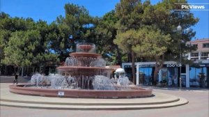 Геленджик пляж Приморье и Центральный пирс сегодня 28 июля 2025. Море и погода в Геленджике сейчас