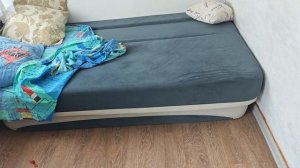 Бескаркасный диван с маркетплейса.