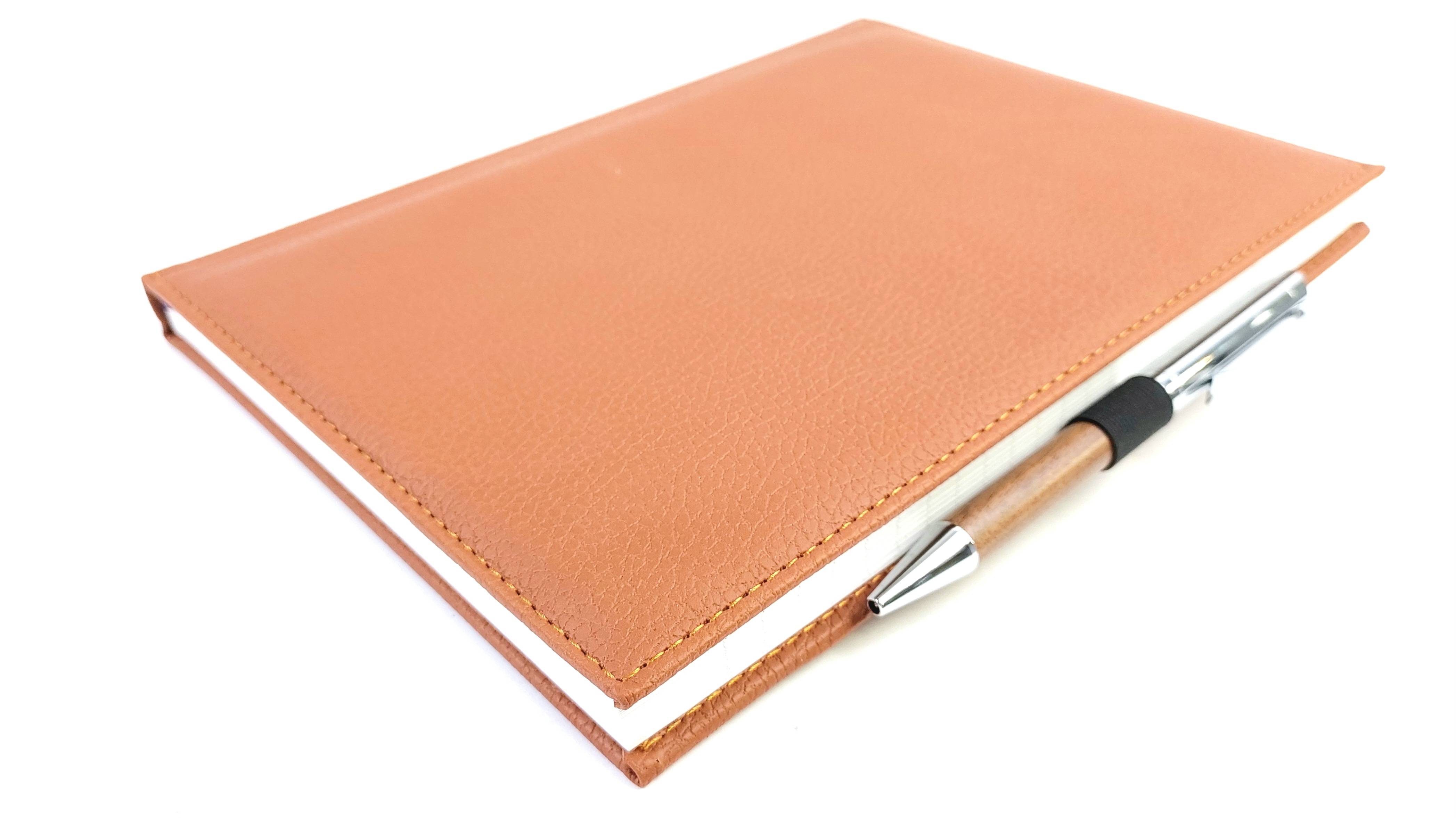 Бизнес-блокноты Контекст и различные ежедневники оптом из наличия и под заказ смотреть онлайн