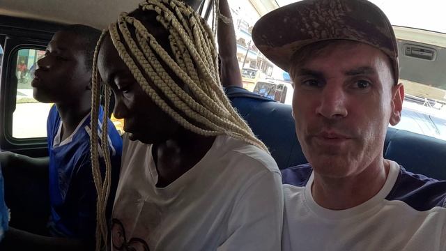 ДОБИРАЕМСЯ ДО ПРЕКРАСНЫХ МЕСТ В АФРИКЕ ГОРНАЯ ДОЛИНА ВОЙ от МТВАПЫ смотреть онлайн