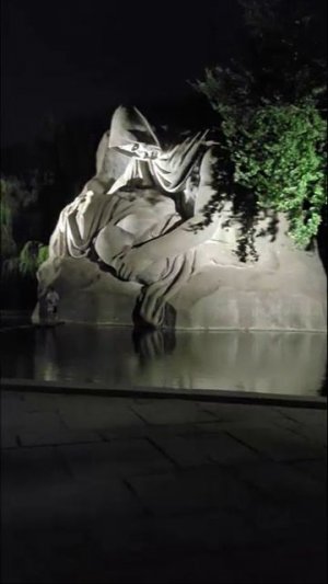 Мамаев курган. Скорбь матери. Озеро слез