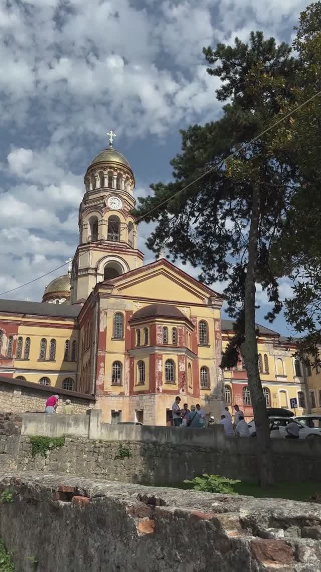 Абхазия, Новый Афон, Новоафонский мужской монастырь и окрестности (конец июля, ЛЕТО-2025) смотреть онлайн