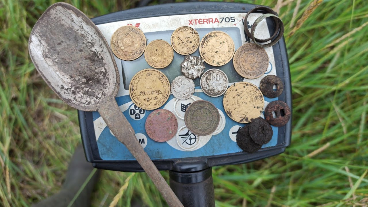 Коп монет на месте старой деревни. Снова серебро! Монеты в сохране смотреть онлайн