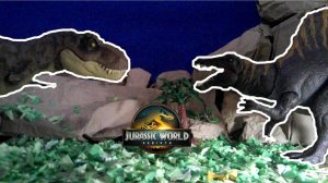 Мир Юрского периода: Спинозавр против Ти-Рекса