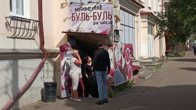 В Смоленске проходят еженедельные субботние обходы различных участков города смотреть онлайн