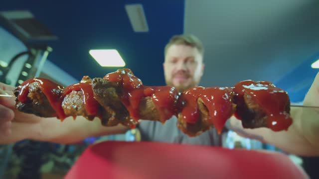 Почему кетчуп Здрава нужен каждому шашлыку? Реклама