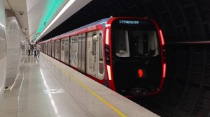 Метро в Москве | Станция Марьина Роща и Дмитровская | Поезд Москва