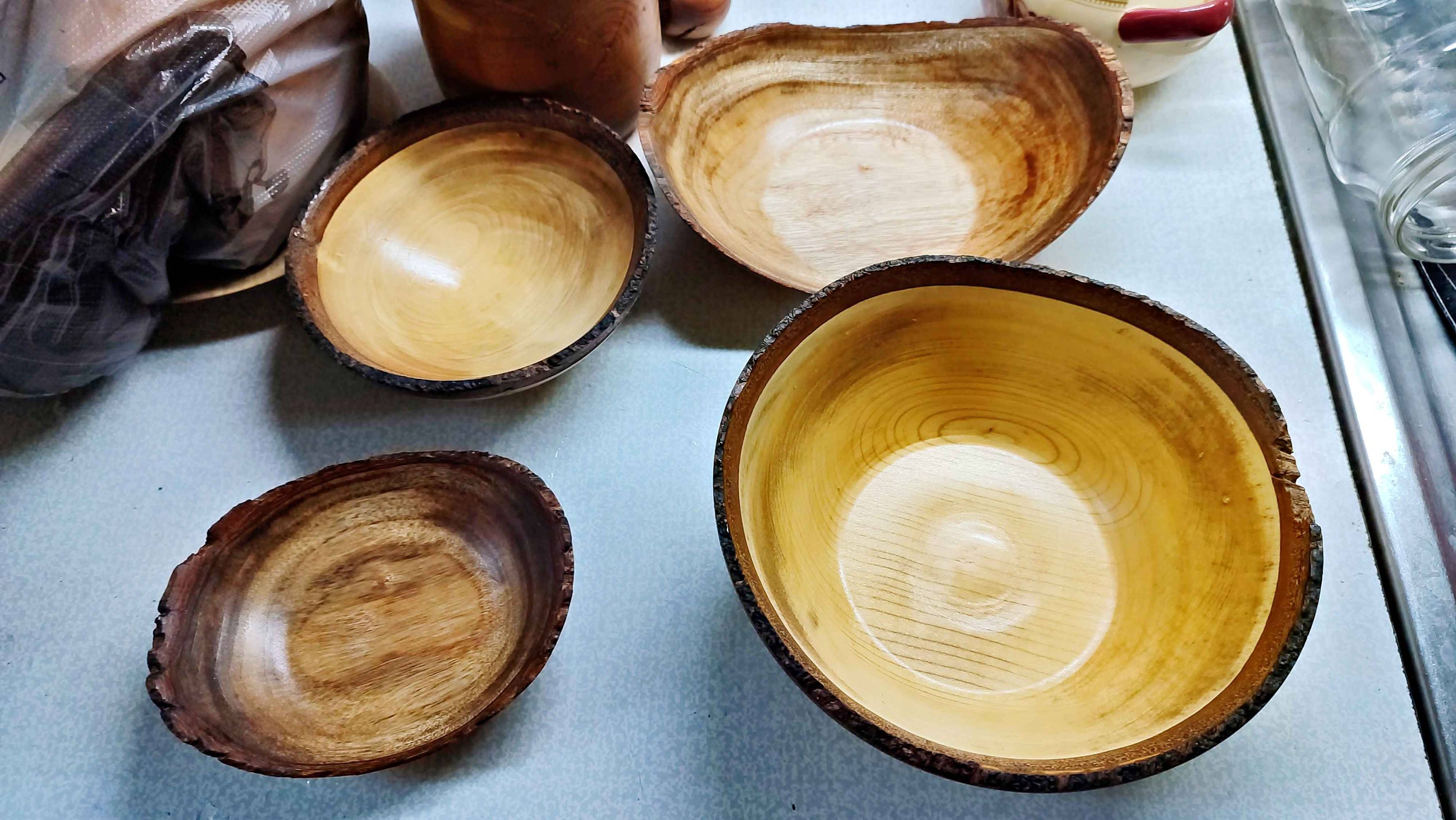 Серия корявых тарелочек, в смысле с корой, но и корявых тоже. смотреть онлайн