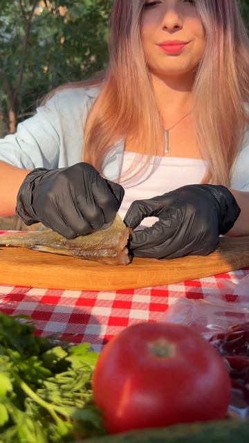 Каждый заказ упакован с теплом.
И небольшой 