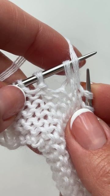 Как провязать петлю с обвитием с изнаночной стороны. смотреть онлайн